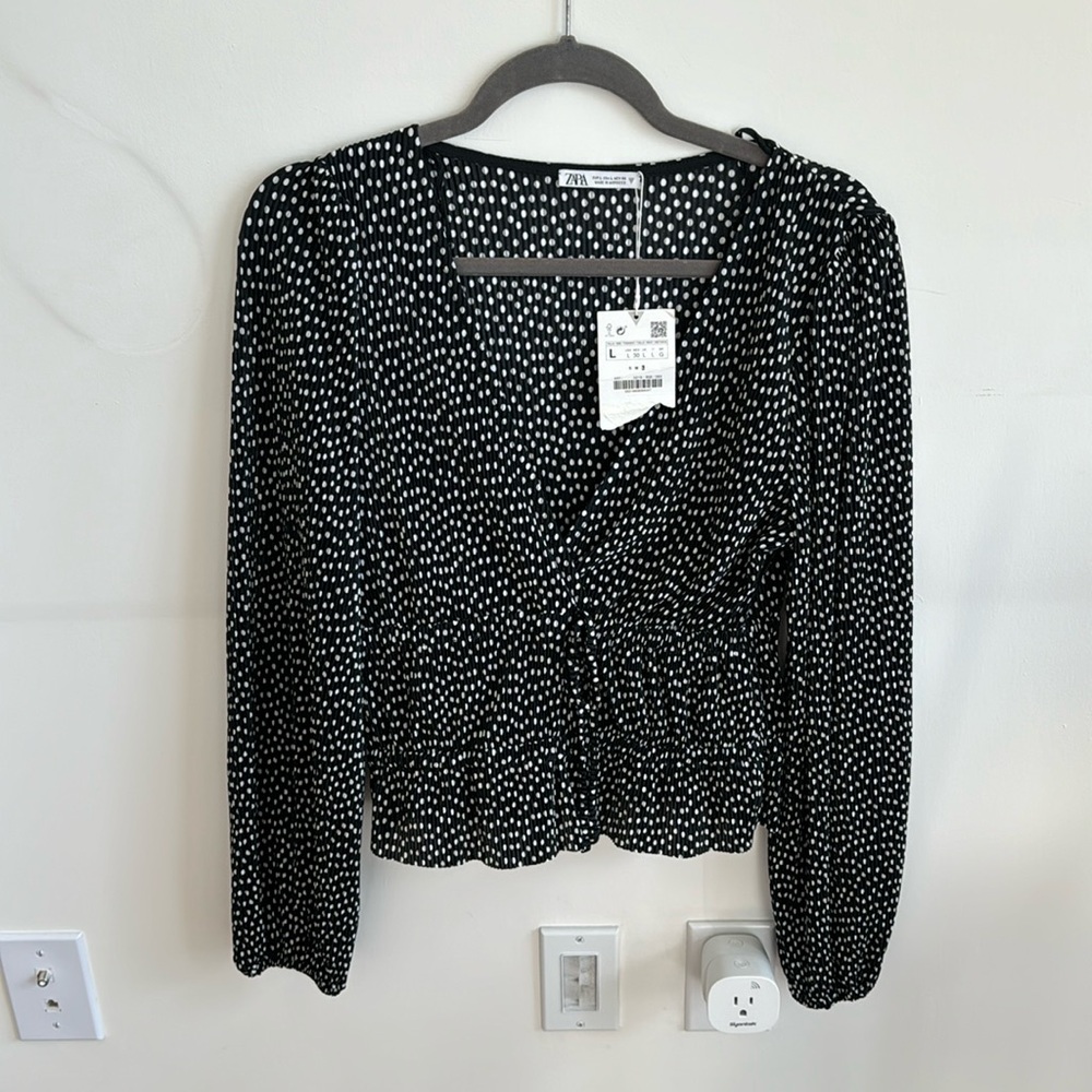 Polka Dot Zara blouse NWTS